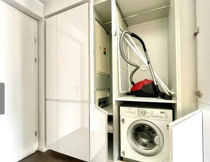 Eurovea Cozy Studio Apartment บราติสลาวา ภายนอก รูปภาพ